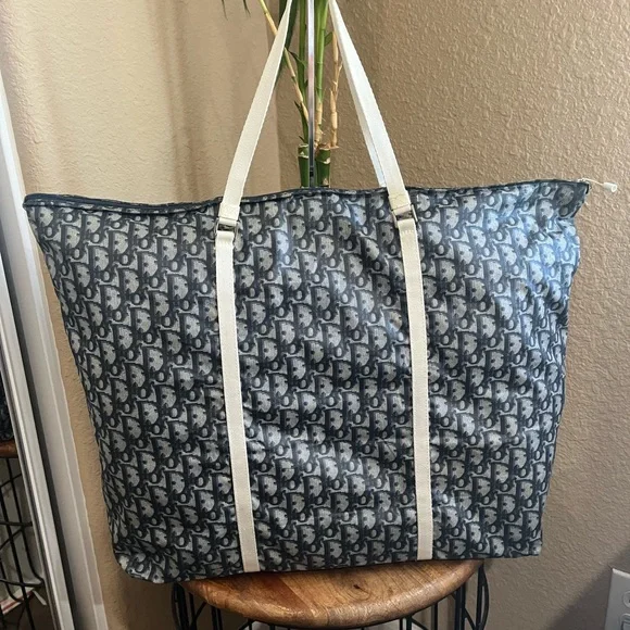 CHRISTIAN DIOR BLUE NYLON TROTTER BAG - Picture 2 of 16